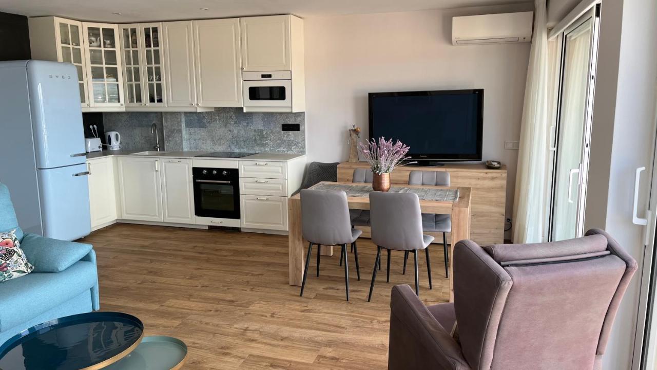 Apartament Paulina Паламос Екстериор снимка